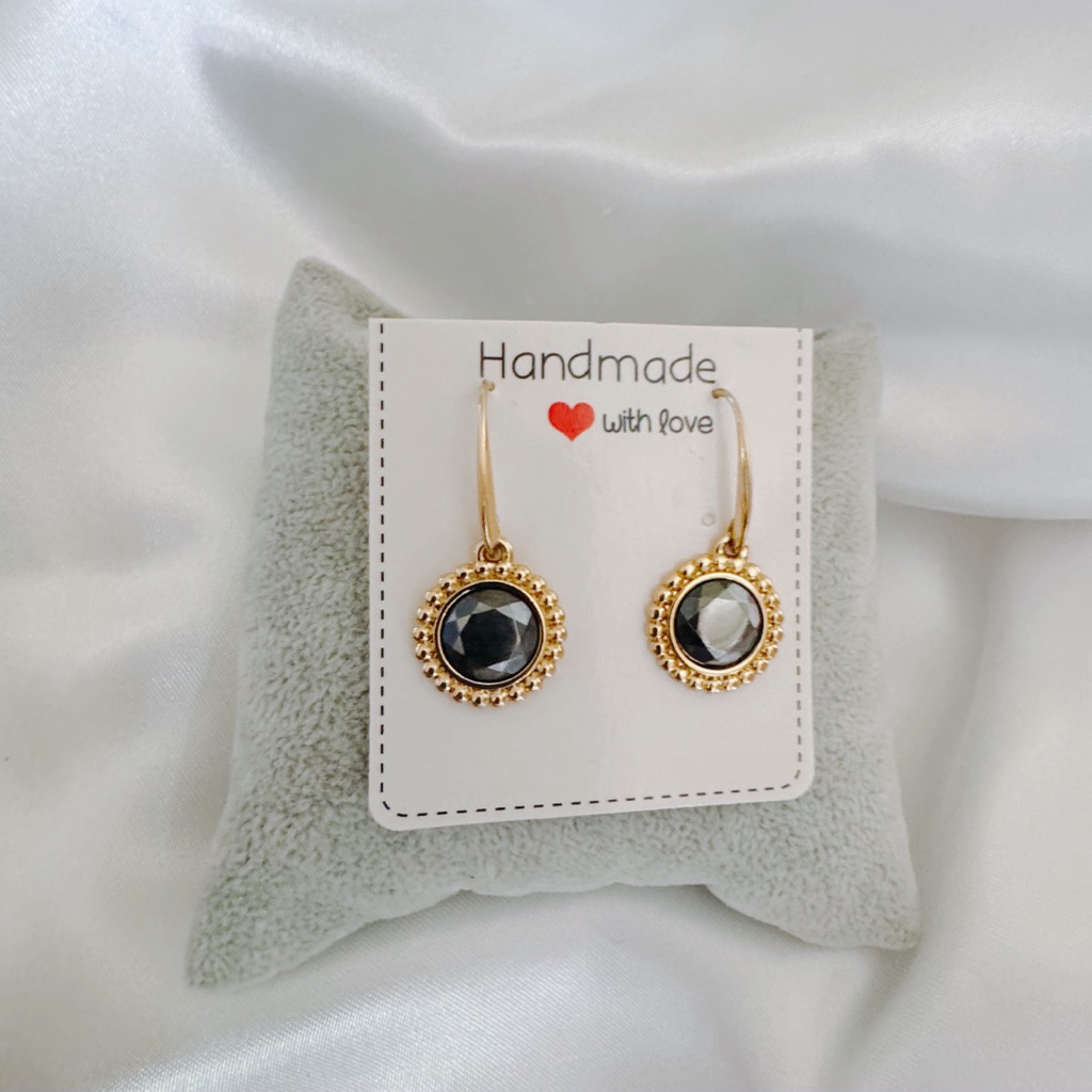 Elegant Gold And Black Earrings